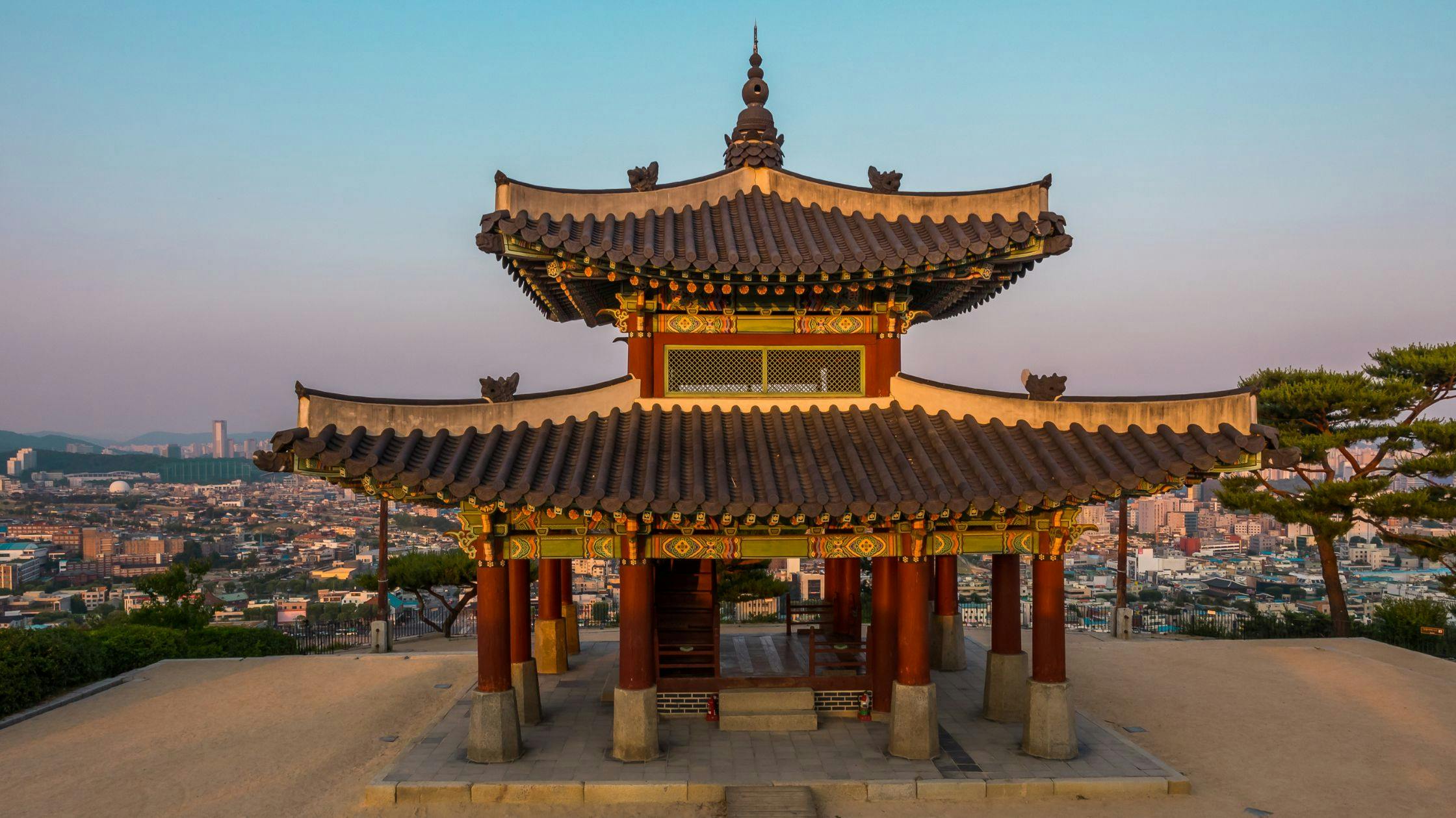 Suwon – Fortress City Wonder